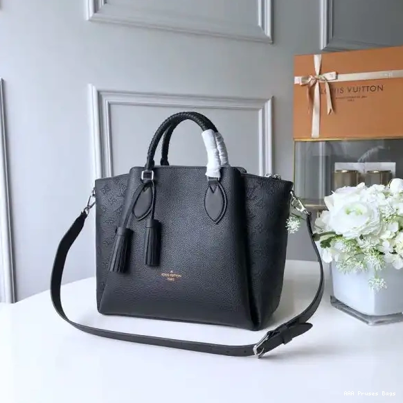AAA Pruses Bags Vuitton Louis Haumea Bag 0612